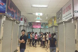 Giá sạp tăng, tiểu thương An Đông Plaza đóng cửa sạp 
