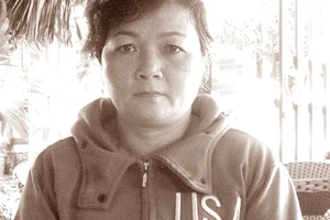 Bị níu áo vì nghi mua thịt heo rừng