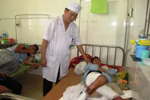 Bé 13 tuổi bị bỏng nặng không được cấp cứu