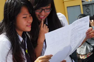 Miễn thi ngoại ngữ cũng như không!