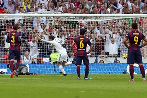 Dư âm trận “siêu kinh điển”: Sai một nước cờ!