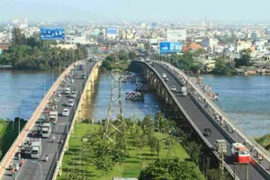 TP.HCM: Kéo dài việc thu phí cầu Bình Triệu đến tháng 9-2015