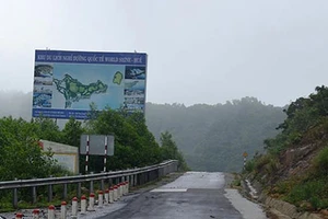 Cục Tác chiến thị sát dự án World Shine - Huế ở đèo Hải Vân