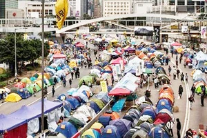 Đặc khu Hong Kong: Các nhân vật lãnh đạo biểu tình đầu hàng