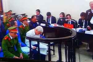 Bầu Kiên: ‘Tôi không được đối xử bình đẳng’