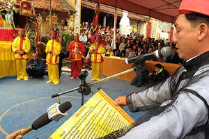 Hội thề ‘không đụng vào của công’