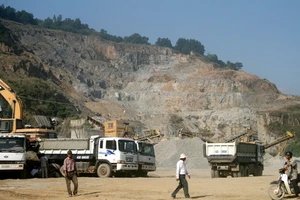 Đà Nẵng: DN tố nguyên lãnh đạo TP ‘biến hóa’ văn bản