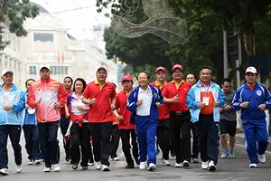 Sôi động ngày chạy Olympic