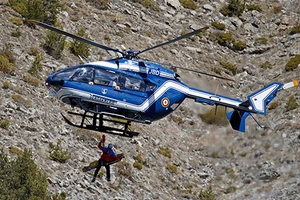 Tai nạn máy bay A320 ở Pháp: Chưa tìm thấy thi thể nào nguyên vẹn