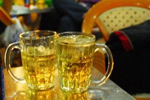 Quốc hội phải mạnh tay với nạn rượu bia