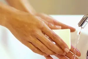 Rửa tay là biện pháp đơn giản chống nhiễm khuẩn BV