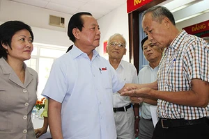 Phải loại bỏ cán bộ chỉ nói mà không làm