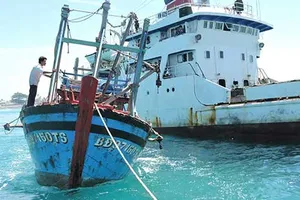 Tàu nước ngoài gây khó việc cứu nạn của tàu Việt Nam