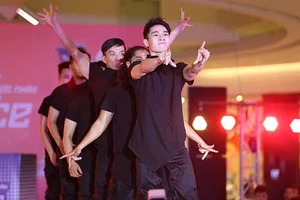 Tuyển sinh nhảy ở 10 thành phố