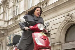 Người đẹp ơi, xin bớt đánh đấm kiểu đực rựa!