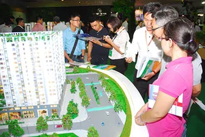 Bảo lãnh bất động sản: Người mua 'gánh'?