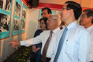 Triển lãm ảnh về cố Tổng Bí thư Nguyễn Văn Linh