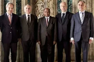 Philippines chờ tòa phán quyết