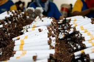 WHO khuyến khích tăng thuế thuốc lá