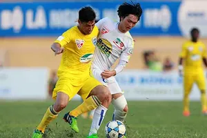 HA Gia Lai - B. Bình Dương: Ai ghét HA Gia Lai và B. Bình Dương?