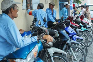 Bỏ thu phí xe máy là hợp lòng dân!