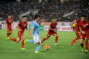 VN - Manchester City (1-8): Mưa gôn ngoạn mục!