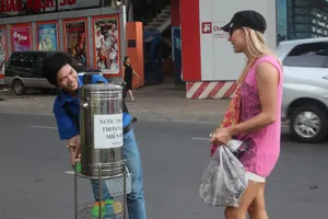 Phỏng vấn bình trà đá miễn phí