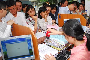 Doanh nghiệp chủ động nộp phí ngầm?