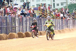 Hồi sinh ‘vòng đua đường đất’ tại trường đua Phú Thọ