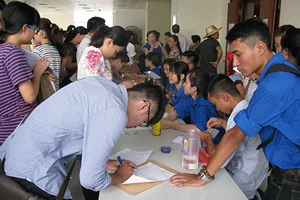 Hồi hộp chờ công bố điểm chuẩn ĐH