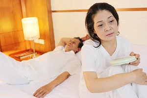 Nịnh đầm ngày Chủ nhật