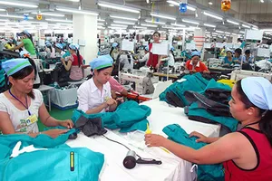 Đóng góp của Nhân dân và cam kết của Đảng