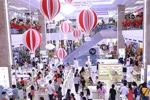 Khai trương TTTM Vincom Quang Trung, TP.HCM