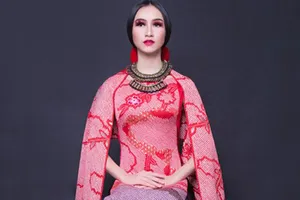 Võ Việt Chung: Đắm say với vải truyền thống