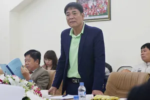 ‘Bộ máy điều hành V-League có vấn đề!’