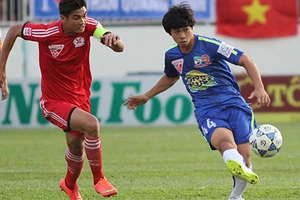 HA Gia Lai hay đội tuyển thiệt thòi?