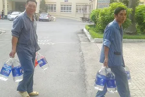 Thiếu nước, nhiều bệnh nhân hoãn mổ