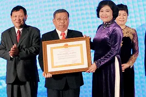 Tôn vinh doanh nhân - doanh nghiệp KCN TP.HCM