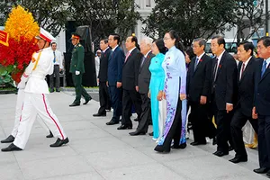 Tập trung trí tuệ đóng góp vào các văn kiện