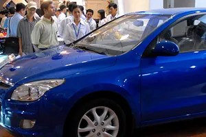 Giá ô tô nhập khẩu có thể giảm một nửa từ năm 2019