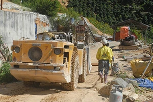 Vội thi công lại thủy điện Đạ Dâng