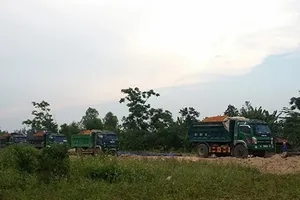 Khốn khổ vì dự án cao tốc ngàn tỉ