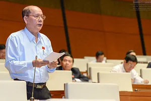 Không được bắt dân ‘gánh lỗ’ cho DNNN 