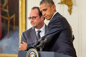 Paris thoát một vụ đánh bom kinh hoàng