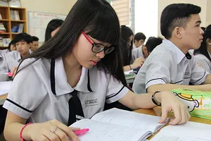 Học xong, con về xây đảo!