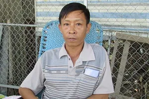 Bảo vệ dân phố xin lỗi vì còng tay học sinh lớp 7 