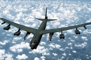 Trung Quốc tố máy bay B-52 Mỹ khiêu khích