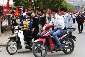 Vụ “HS bỏ lớp…”: Nhiều lần đối thoại nhưng bất thành