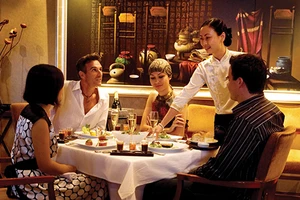 Người Campuchia, Philippines... sẽ tràn vào Việt Nam xin việc?