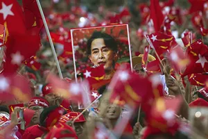 Các chuyển động lịch sử thế giới 2015